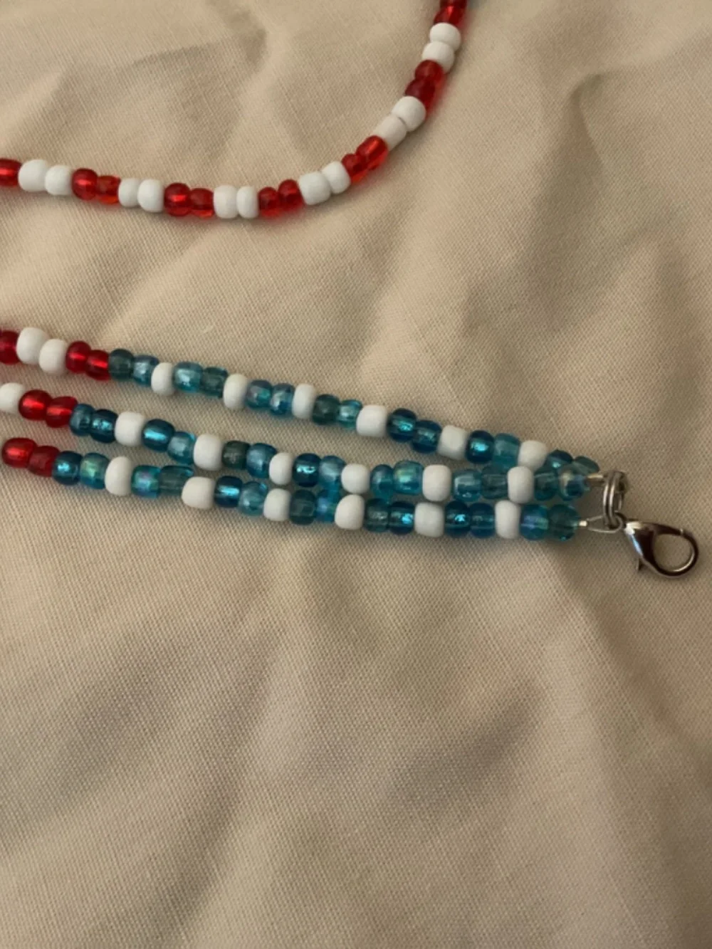 Patriotic beads necklace and bracelet set